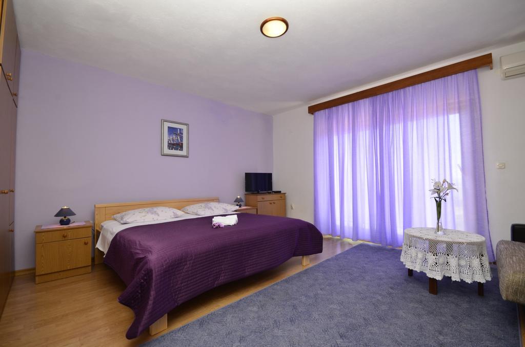 Apartments Ana * Baska Voda