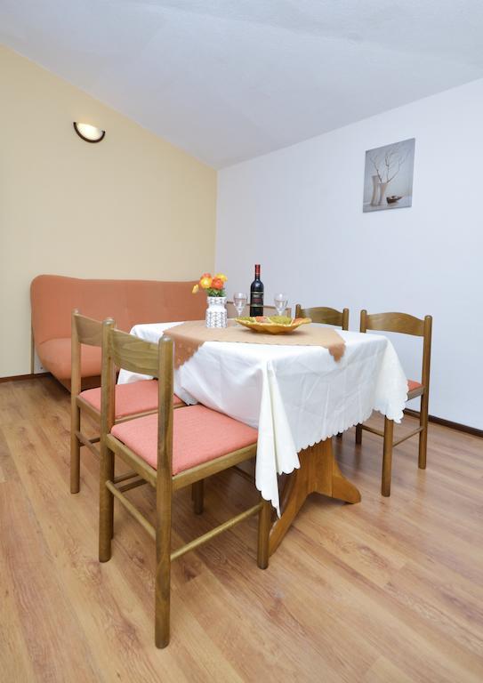 Apartments Ana Apartman *