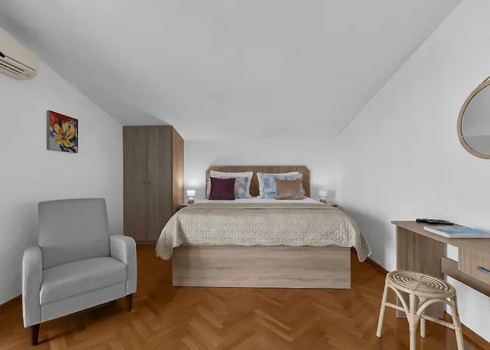 Apartments Ana
