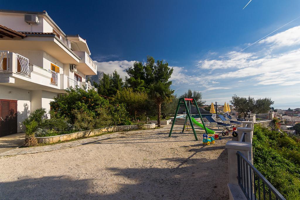 Apartments Ana Baska Voda